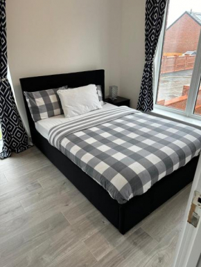 Lush double room with shared bathroom